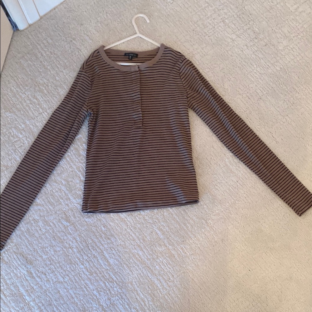 ⭐️DYNAMITE Brown Striped Long Sleeve ⭐️